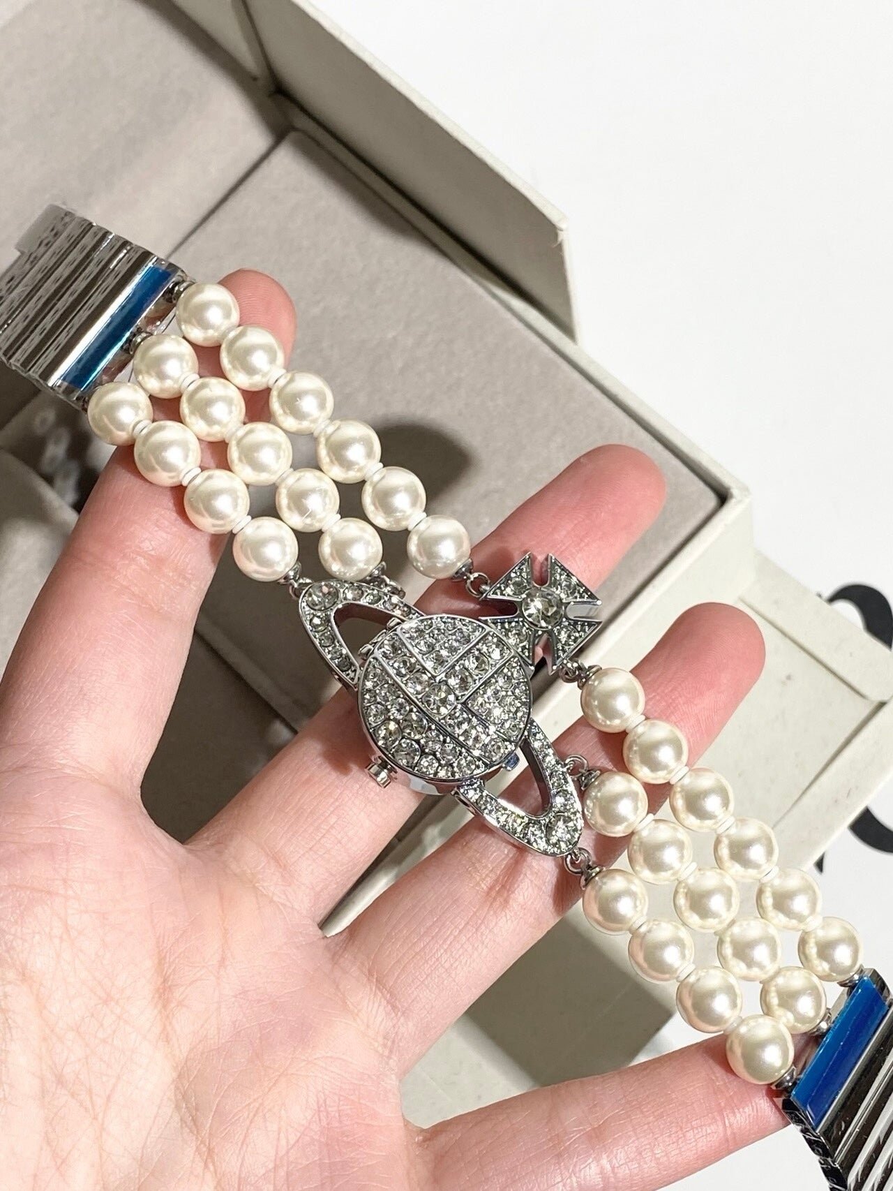 Order from live stream (special series)