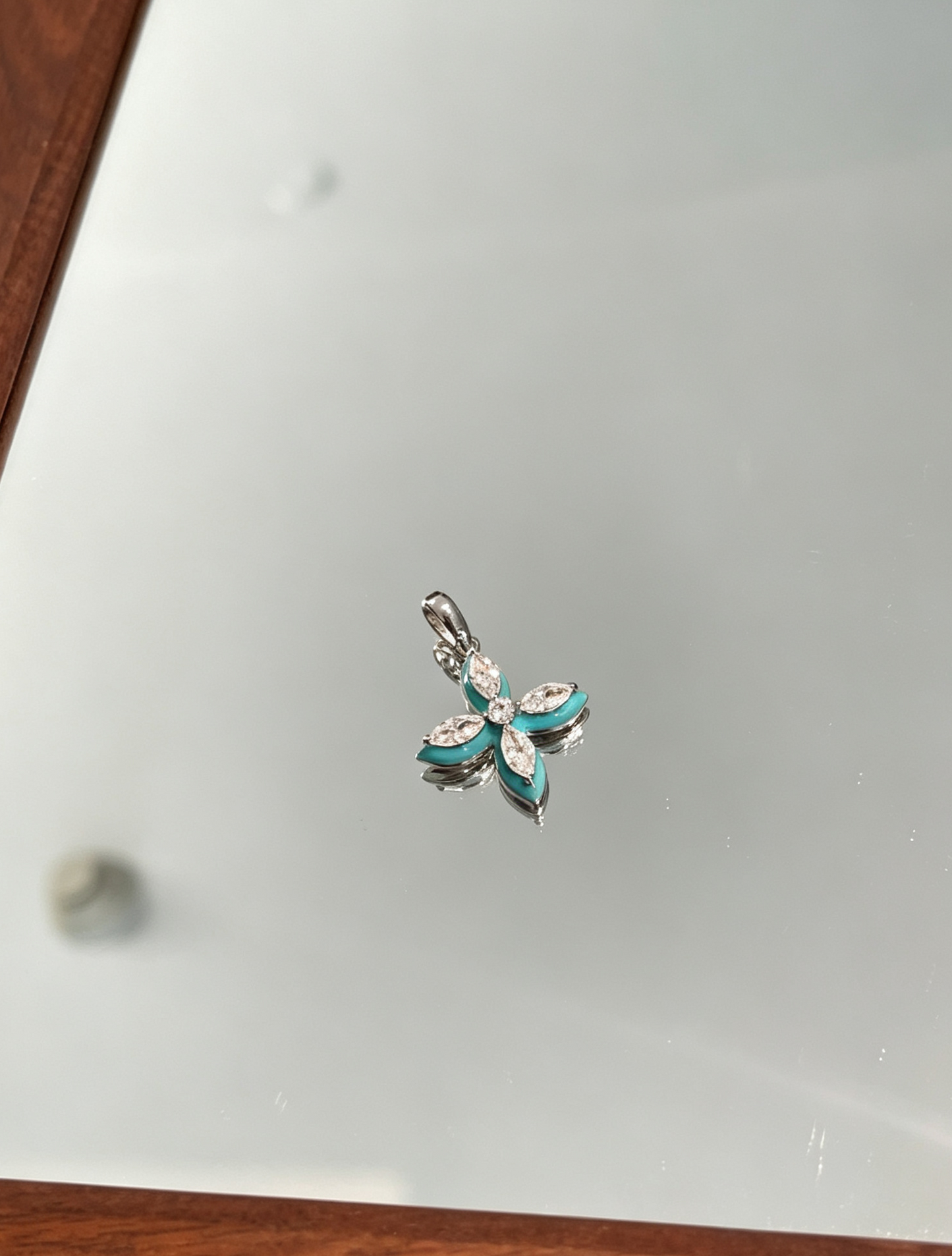 Secret Turquoise Clover Series
