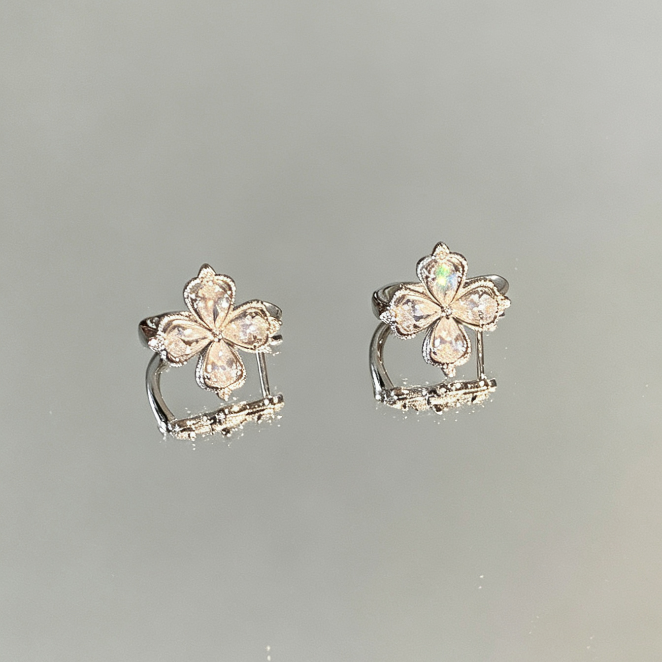 Vintage Clover Royale Collection