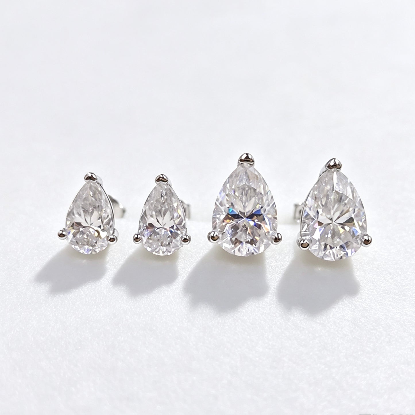 Pear‑Shaped Moissanite Stud Earrings